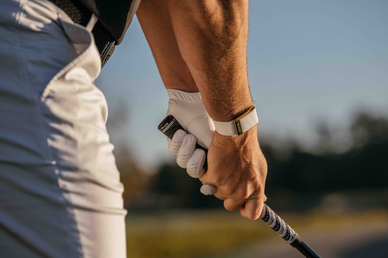 Rory mcilroy deals white bracelet